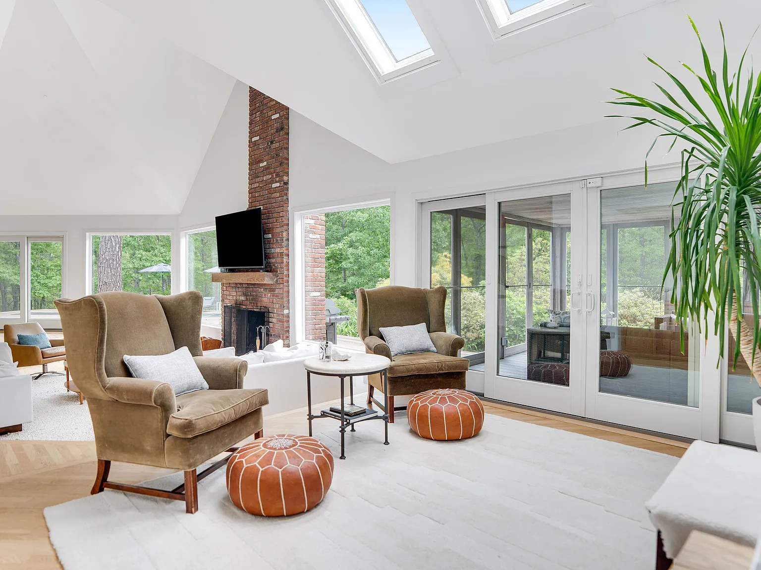 Wainscott Oasis — Photo 4