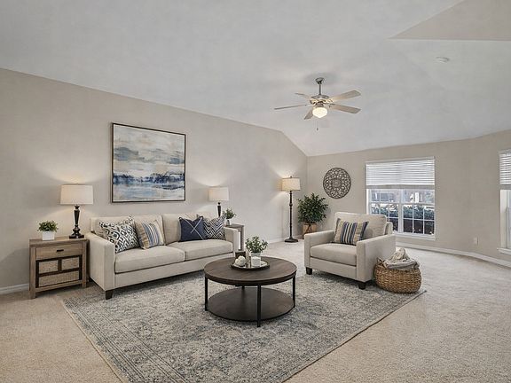 4th image of 1016 Dawn Ct