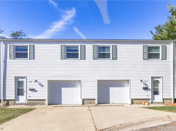 128 Orchard Dr #A & B, Saint Clairsville, OH 43950