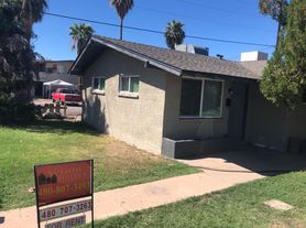 86 W Orchid Ln