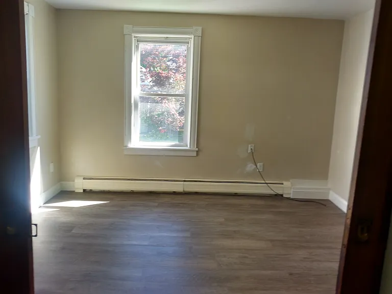 780 Main St #B — Photo 3