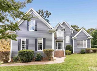 817 Cedar Downs Dr, Raleigh, NC 27607