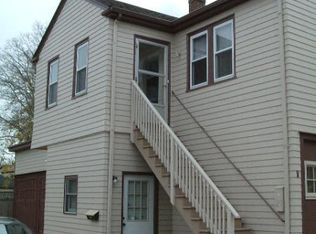 4 Chestnut St, Newport, RI 02840