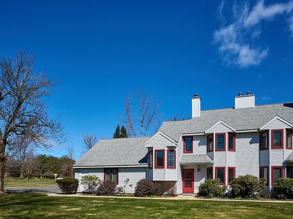 1 Russett Ln Unit 1, Amherst, MA 01002
