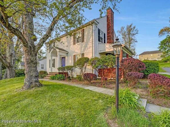 330 Evans St, Clarks Green, PA 18411