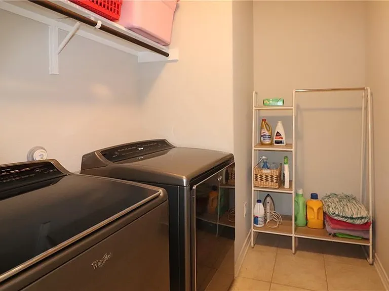 5413 Vanner Path — Photo 22