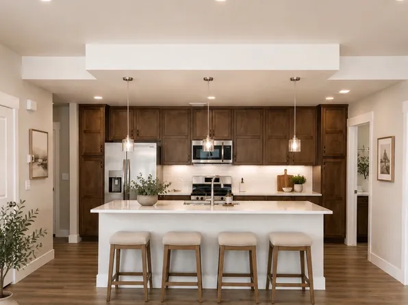 265 High Point Dr #208, Longmont, CO 80504