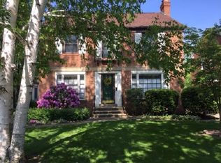 2428 Loyola Rd, University Heights, OH 44118