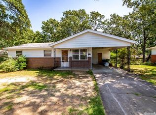6400 Pawnee Dr, N Little Rock, AR 72116