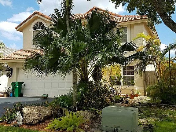 3rd image of 6930 NW 28th St