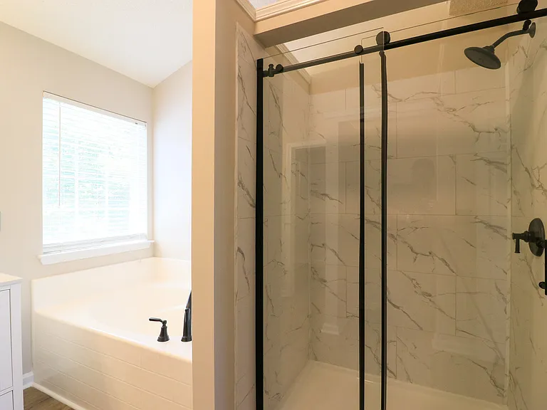 220 Loskin Ln — Photo 22