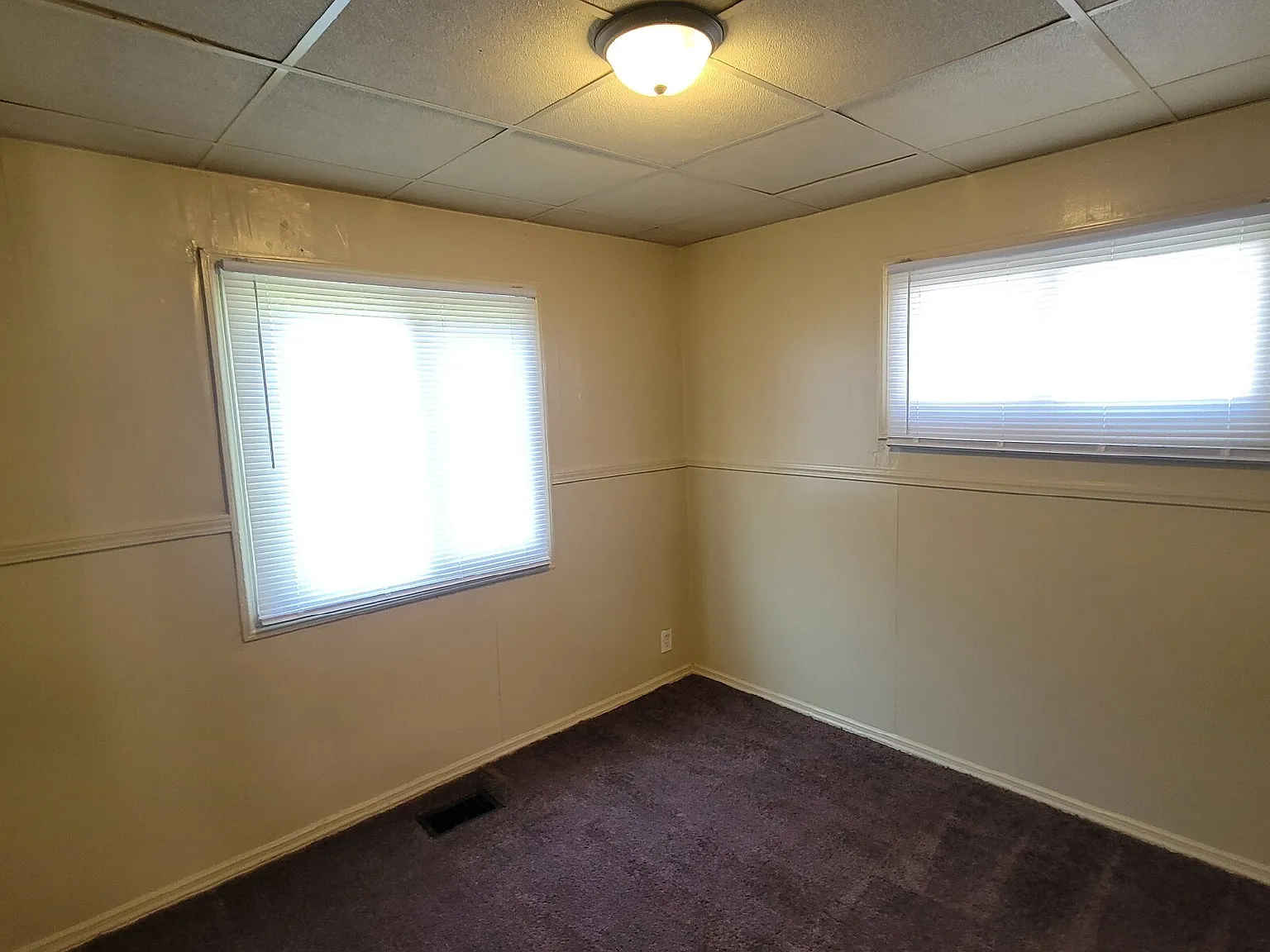 2 bed, 1.0 bath, $875 — Photo 4
