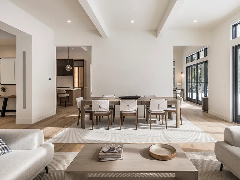 33 Harbor View Dr — Photo 6