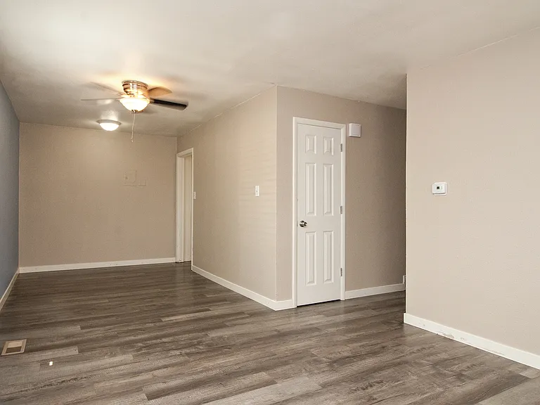 2226 Bison Dr — Photo 4