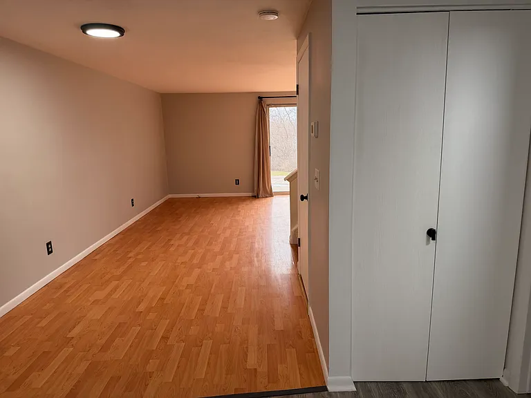 8404 Fathom Dr — Photo 6