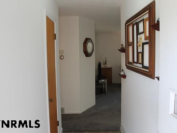 2nd image of 709 Maple St
