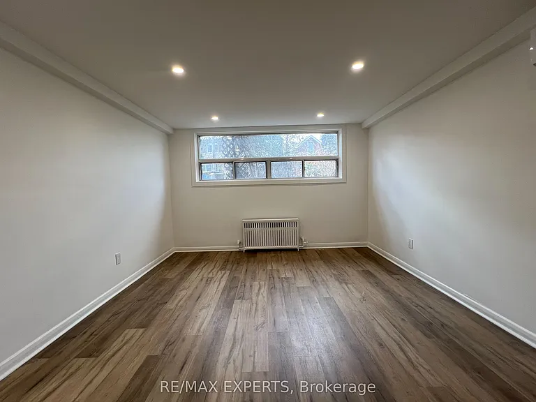 101 Kenwood Ave #1 — Photo 5