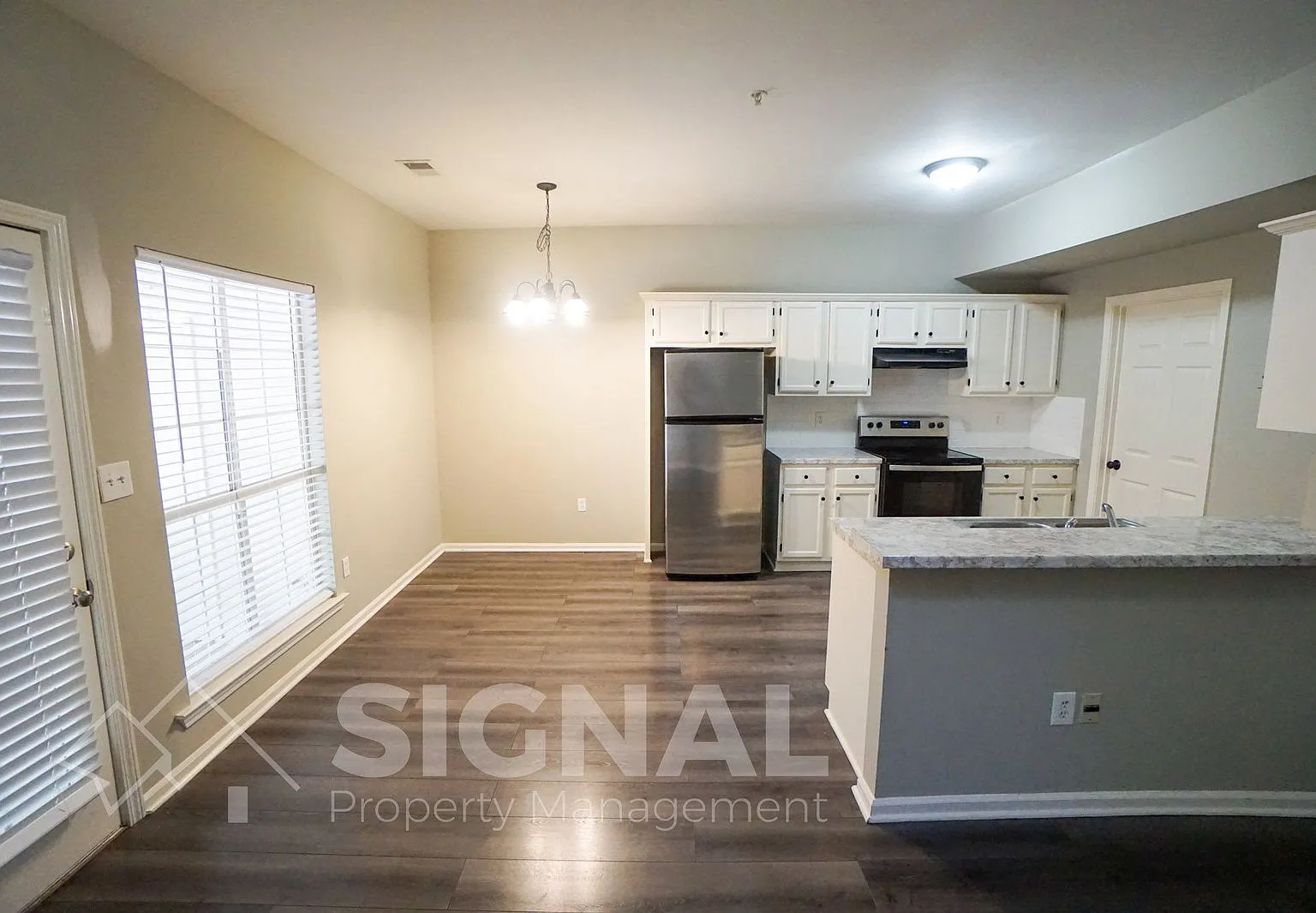 3 bed, 3.0 bath, 1744 sqft, $1,650 — Photo 3
