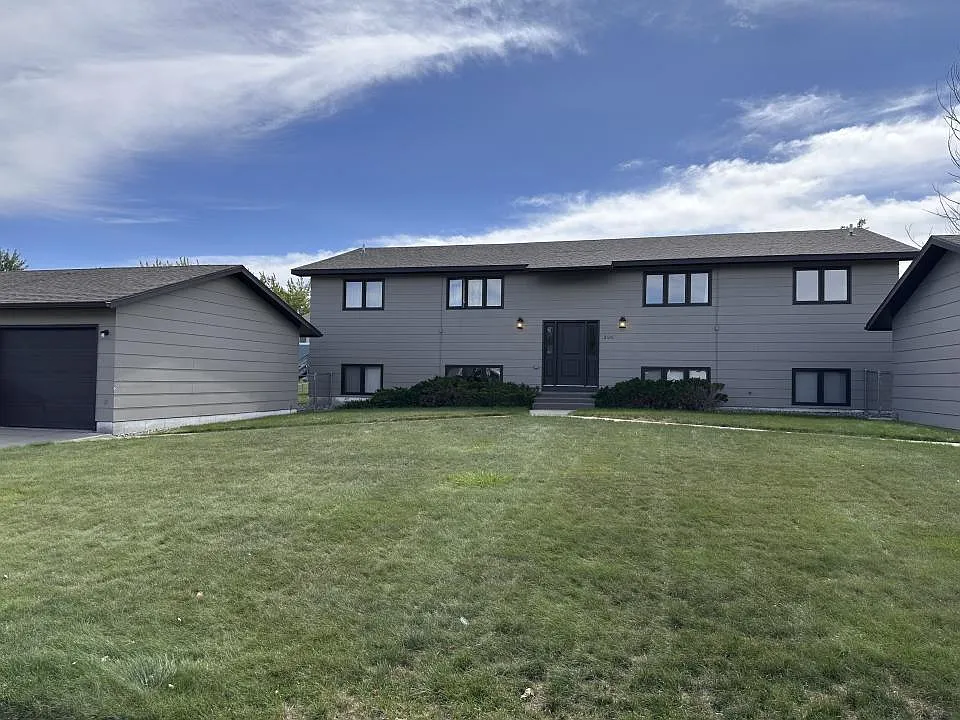2 bed, 1.0 bath, 1000 sqft, $1,300 — Photo 3