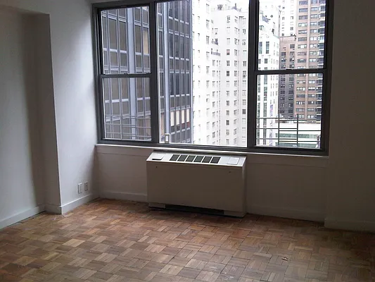 Rented by Front Line NY Realty | media 15