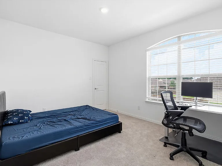 8309 Gray Squirrel Ln — Photo 6