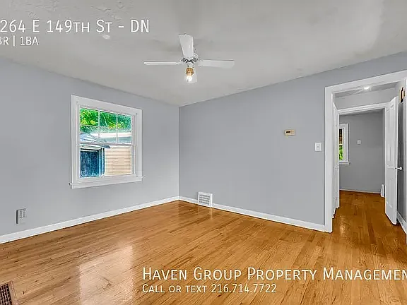 3264 E 149th St #1 — Photo 3