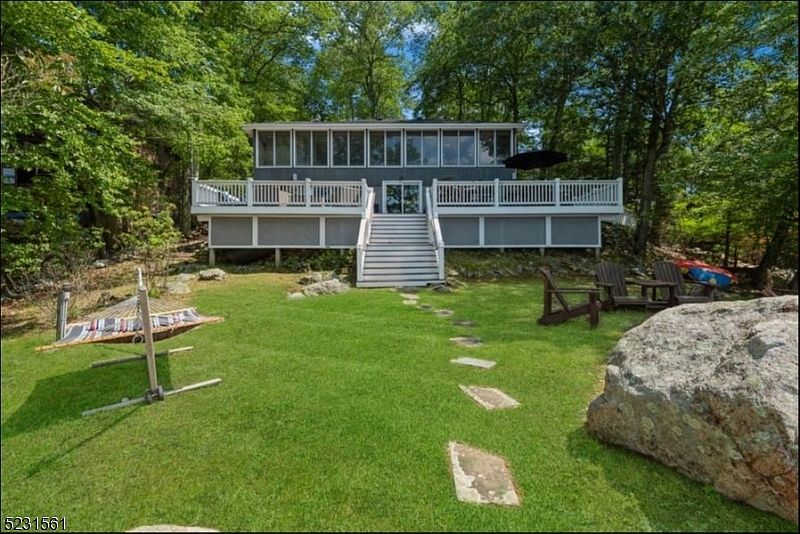 21 Bonaparte Point Rd, Hopatcong, NJ 07843 Zillow
