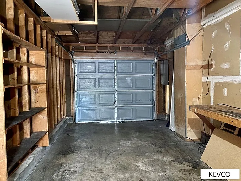308 Briarwood Rd — Photo 18