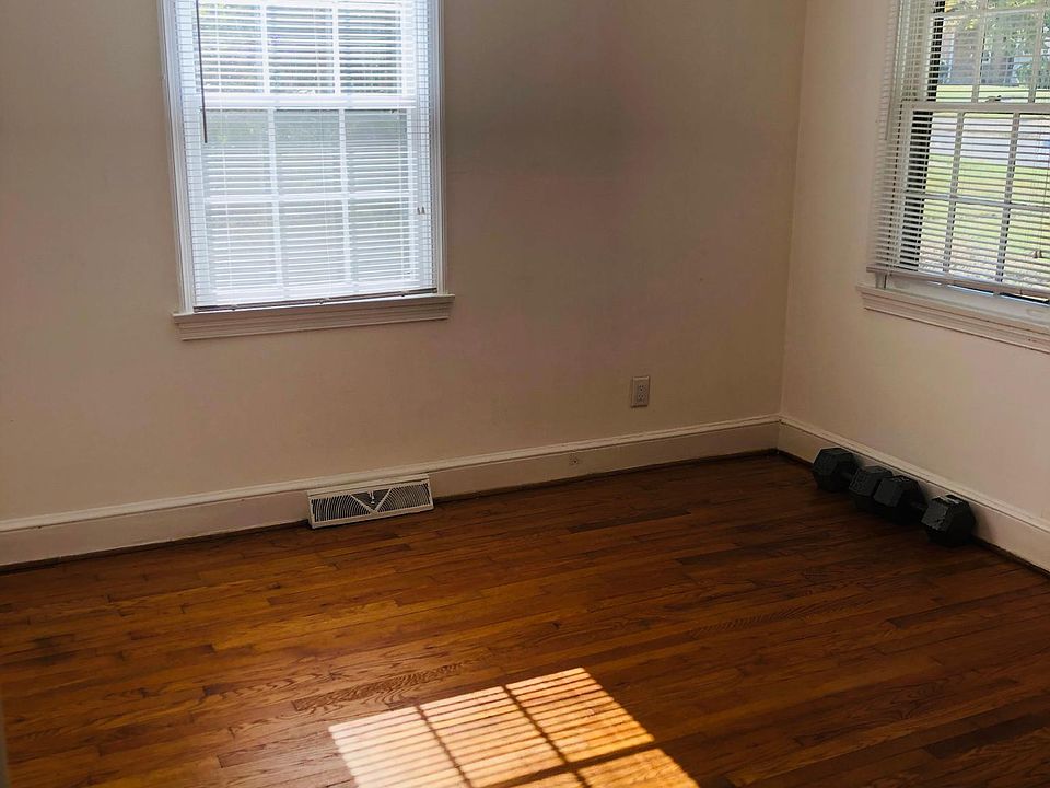 1st image of 4418 Grove Ave