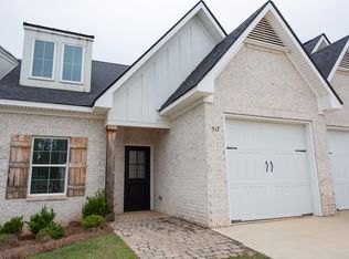 517 Cloverdale Dr, Auburn, AL 36830