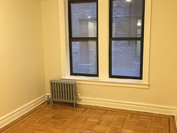 4th image of 2908 31st Ave #B3