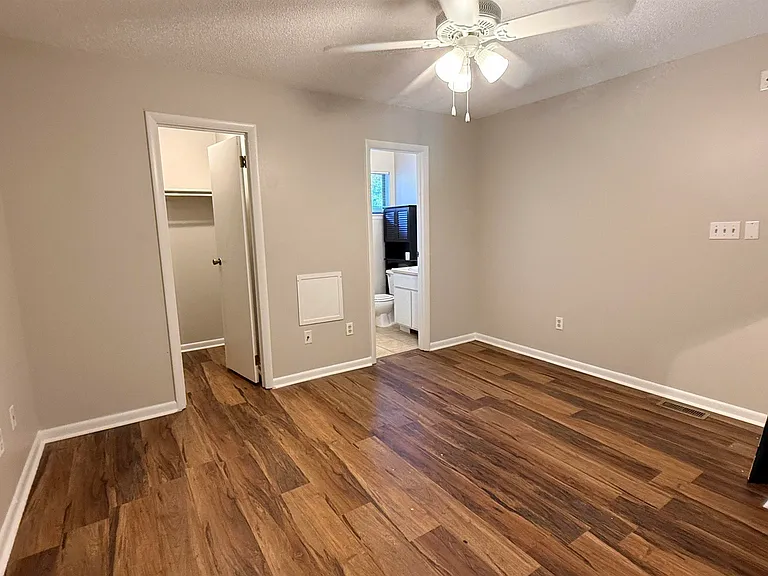405 Harbison Blvd #B — Photo 11