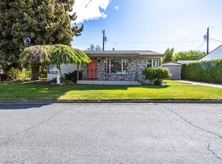 215 N 37th Ave, Yakima, WA 98902