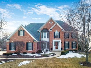 3N920 Walt Whitman Rd, St Charles, IL 60175