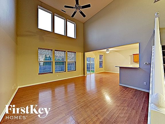 2nd image of 15455 Sandlands Cir