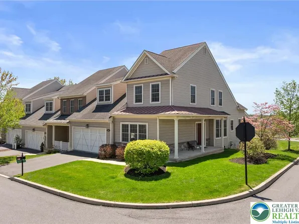 5543 Briar Ln, Whitehall, PA 18052