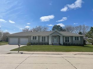 567 S Blaine Ave, Minden, NE 68959