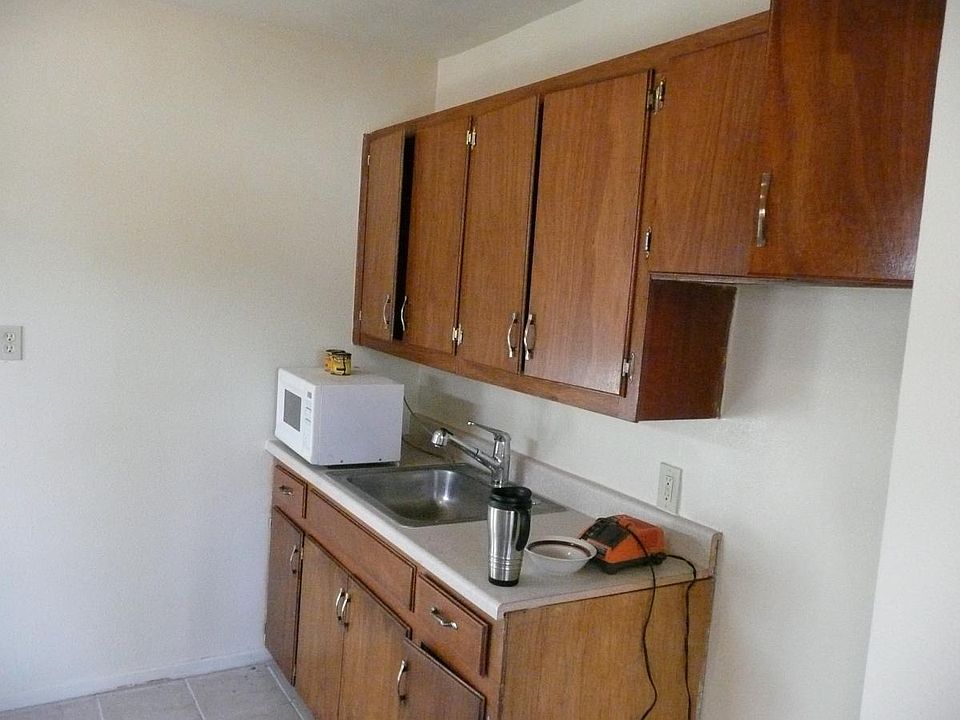1st image of 3055 J St