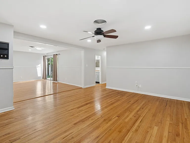 3605 Jeanette Dr — Photo 2