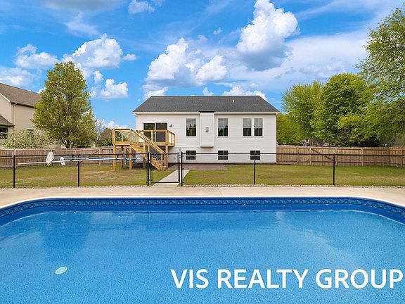 4th image of 13024 Woodrush Ct