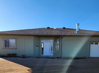 19310 S John Wayne Rd, Yucca, AZ 86438