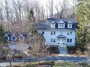 20 N Briarcliff Rd, Mountain Lakes, NJ 07046