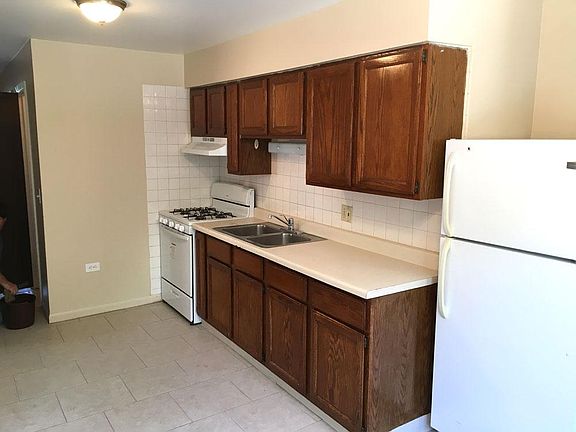 3rd image of 336 N Oakwood Ave APT 1N