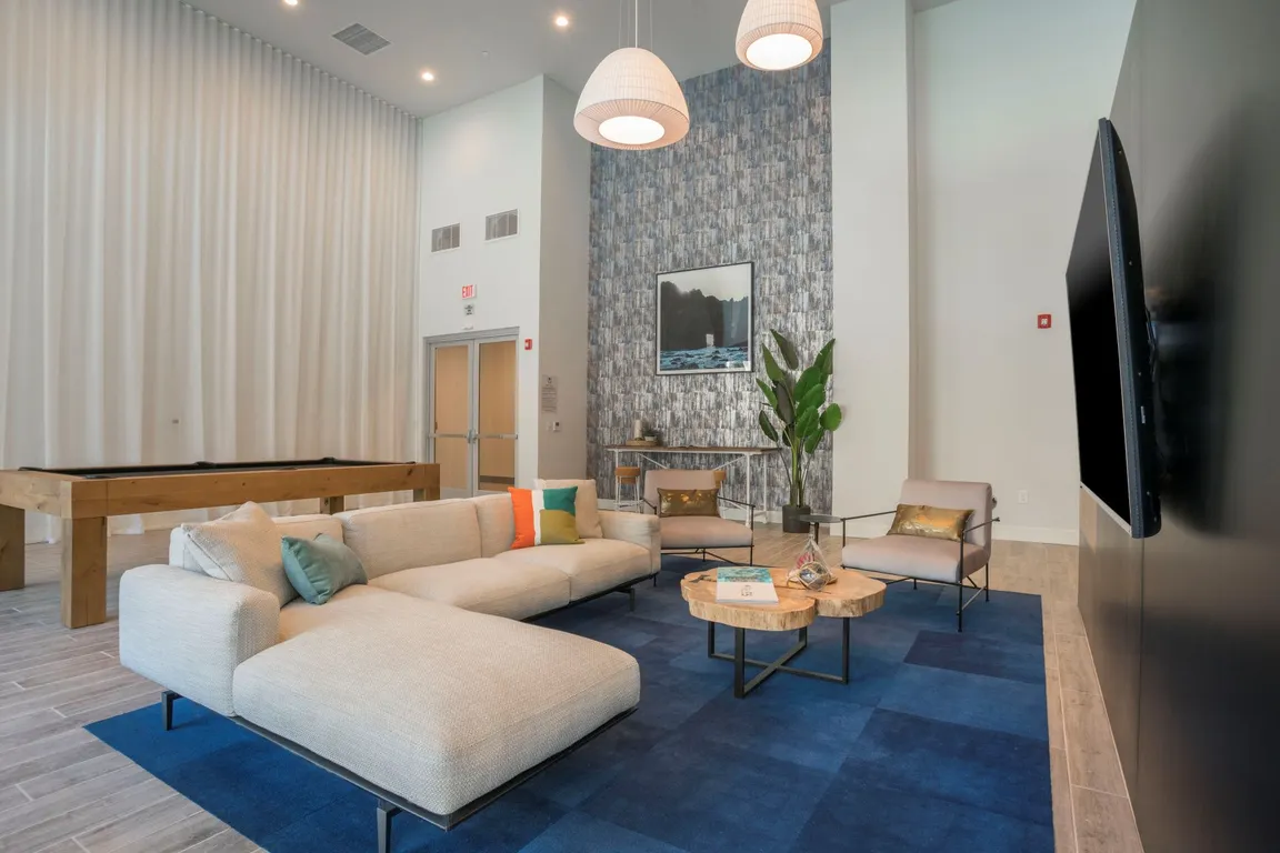Meet, relax, and connect in a clubhouse built for social gatherings