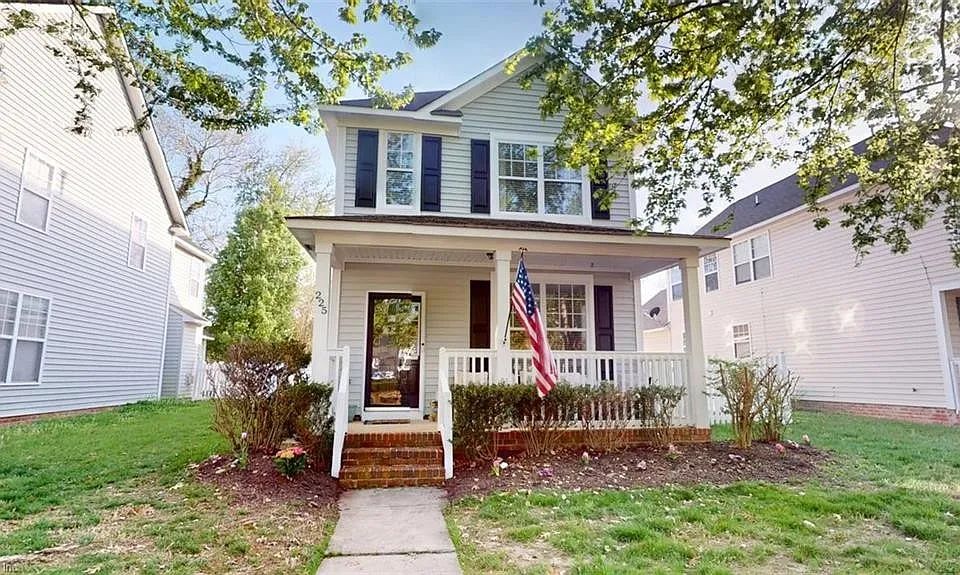 225 W Gilbert St