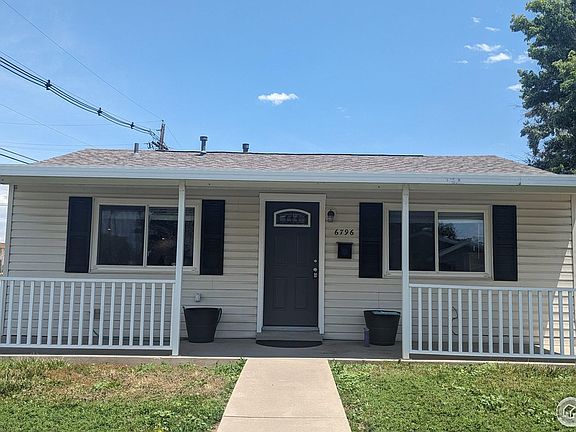 2nd image of 6796 Bellaire St