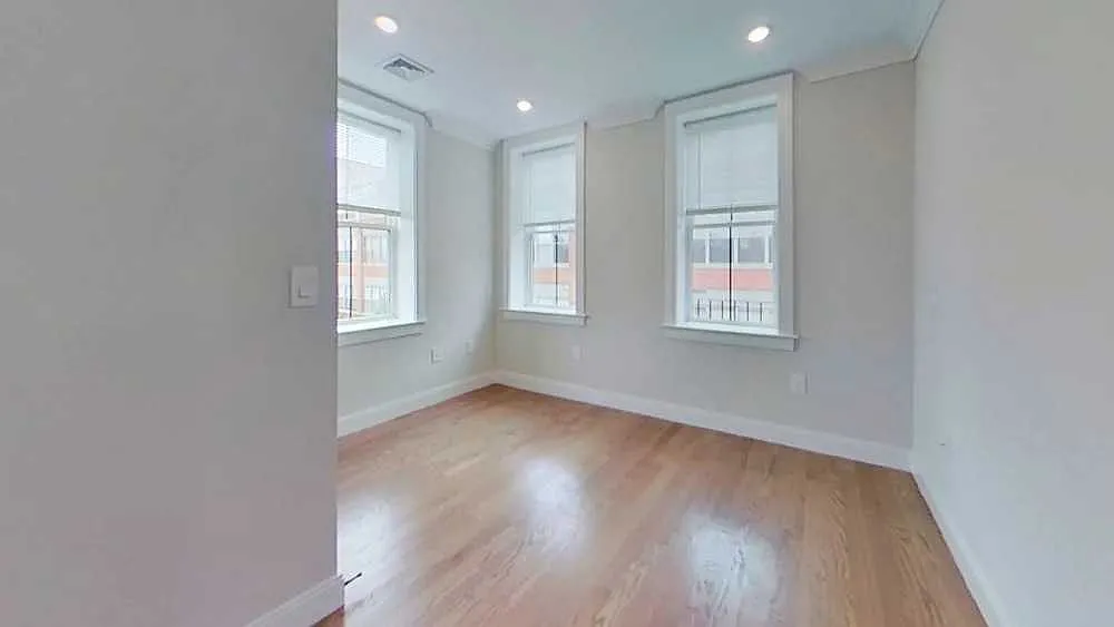 4 bed, $4,650 — Photo 4