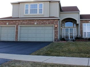 6409 Hummingbird Ct, Matteson, IL 60443