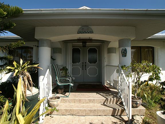 2nd image of 3615 NE Skyline Dr