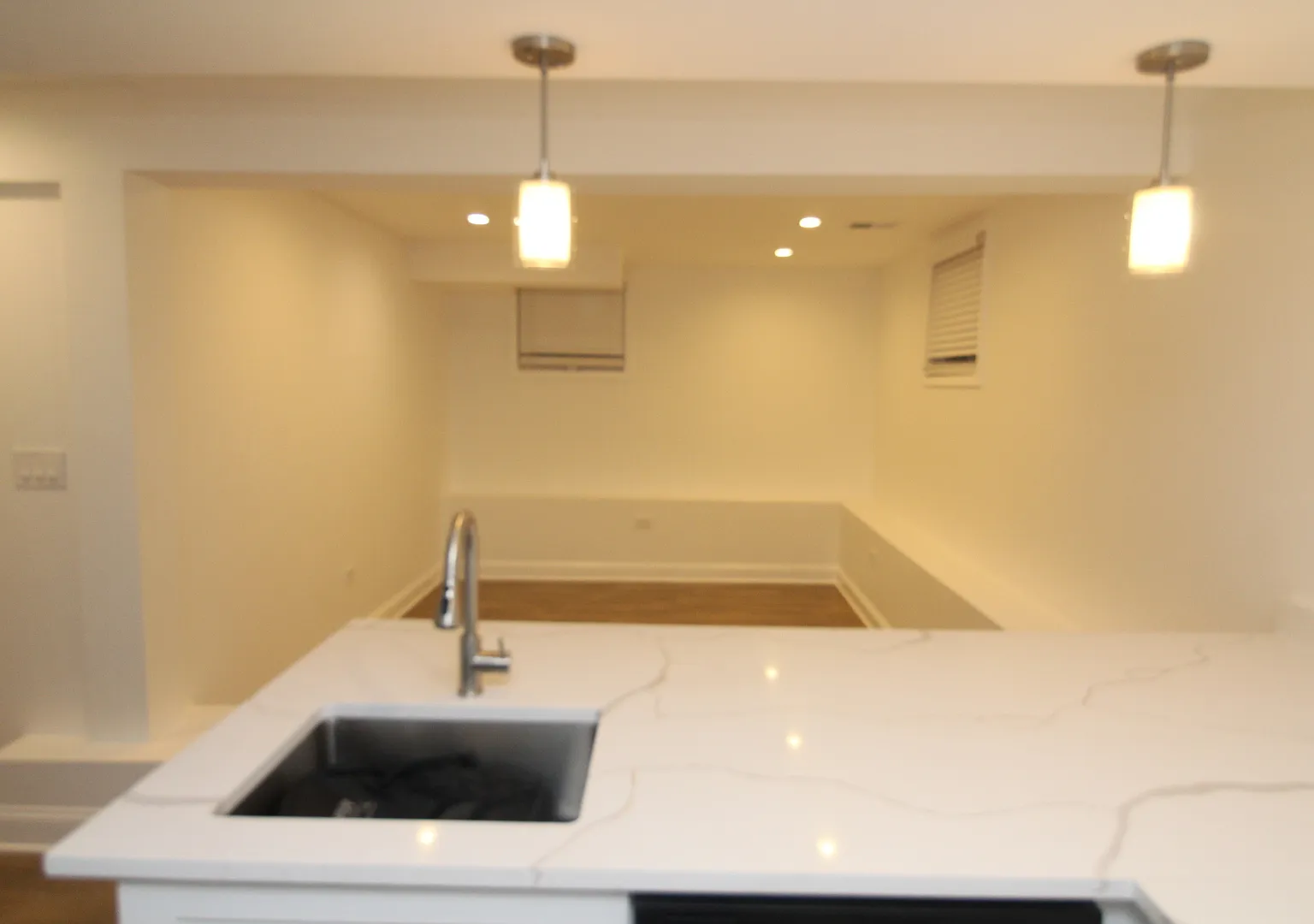 2 bed, 750 sqft, $1,695 — Photo 2